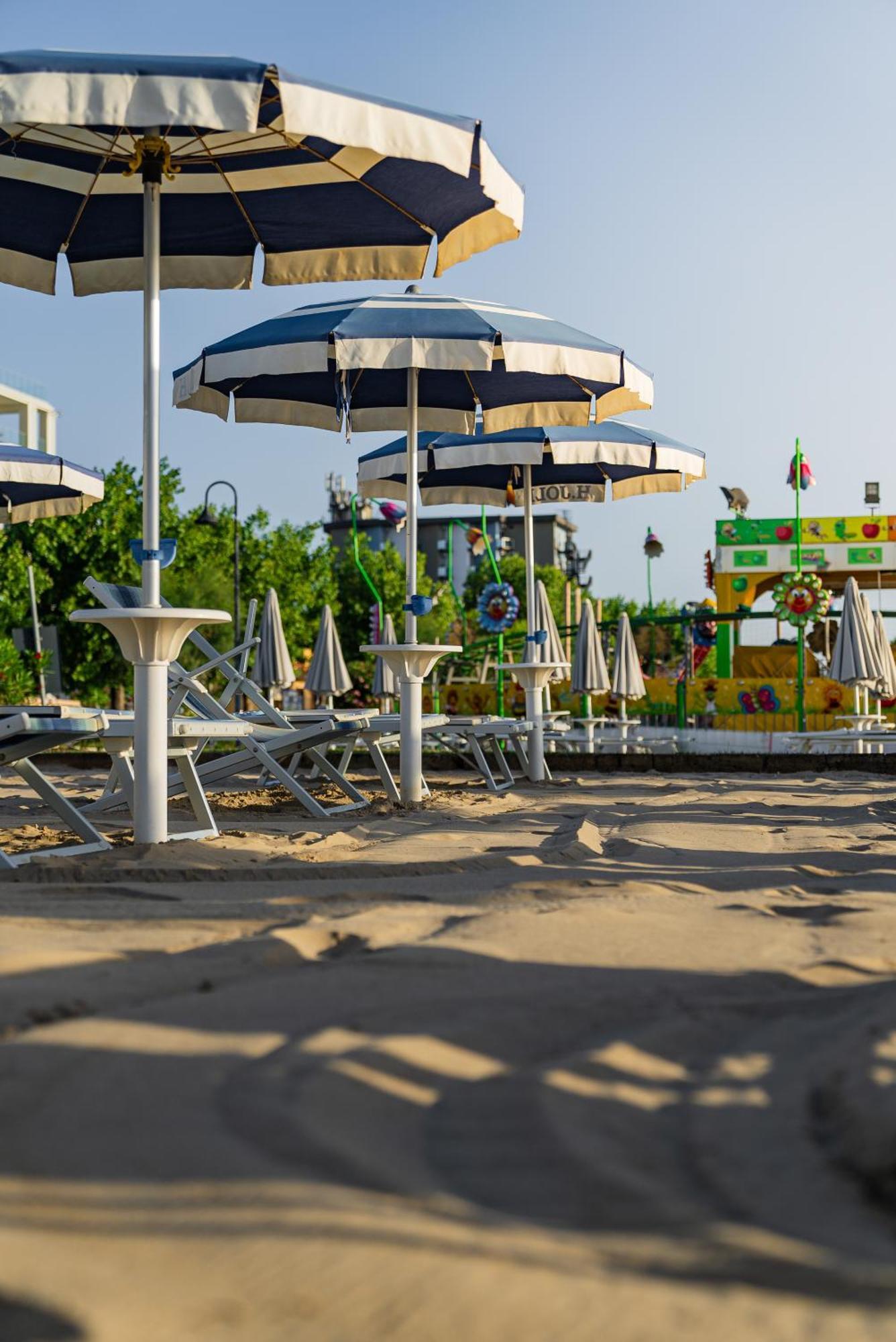 Hotel Joli Alba Adriatica Zewnętrze zdjęcie